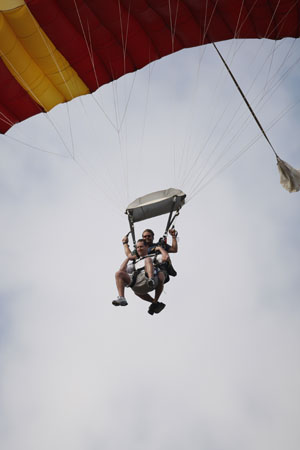 Hawaii08_SkyDiving_234