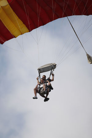 Hawaii08_SkyDiving_235