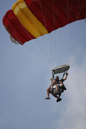 Hawaii08_SkyDiving_237