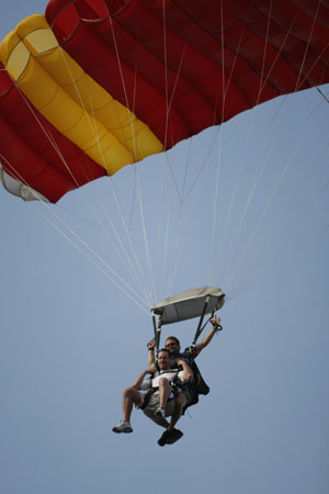 Hawaii08_SkyDiving_242