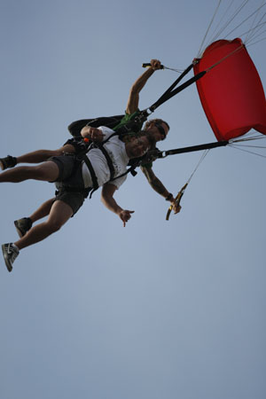 Hawaii08_SkyDiving_286