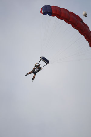 Hawaii08_SkyDiving_293