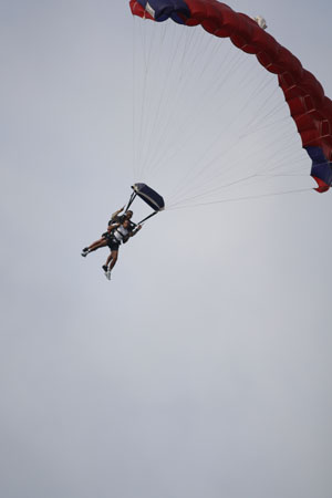 Hawaii08_SkyDiving_296