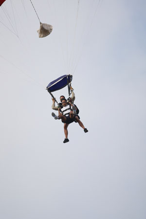 Hawaii08_SkyDiving_312