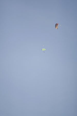 Hawaii08_SkyDiving_422