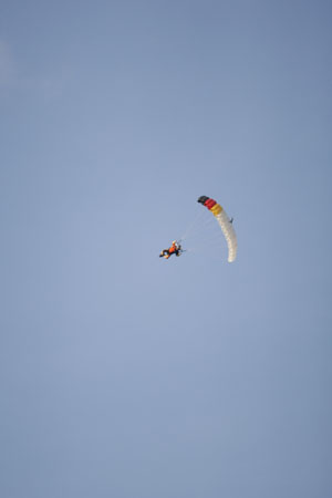 Hawaii08_SkyDiving_458