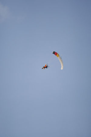 Hawaii08_SkyDiving_460