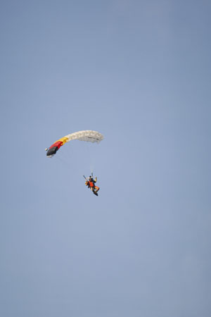 Hawaii08_SkyDiving_473