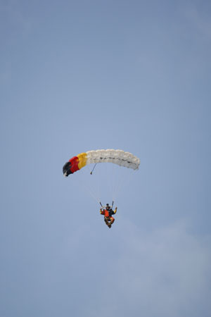 Hawaii08_SkyDiving_479