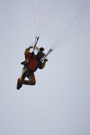 Hawaii08_SkyDiving_500