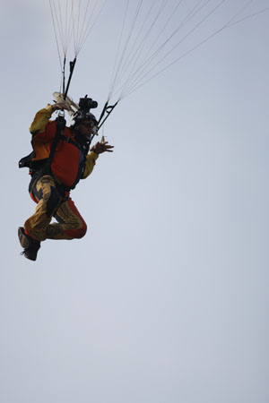 Hawaii08_SkyDiving_505