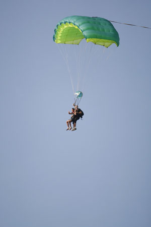 Hawaii08_SkyDiving_616