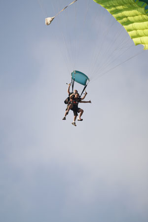 Hawaii08_SkyDiving_628