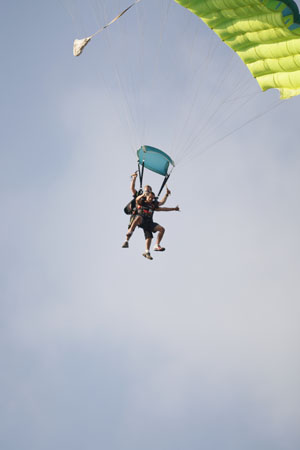 Hawaii08_SkyDiving_629