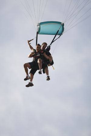 Hawaii08_SkyDiving_641